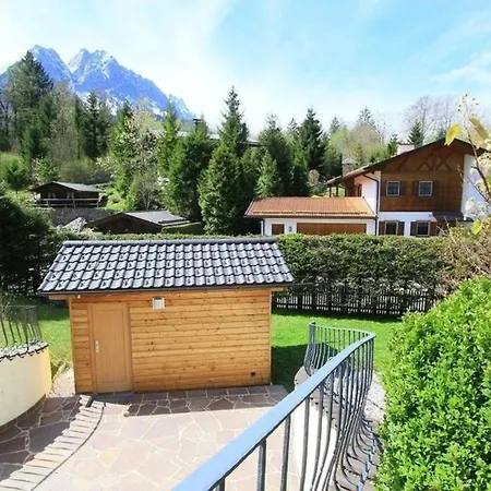 Chalet Mit Panorama Und Spa Lägenhet
